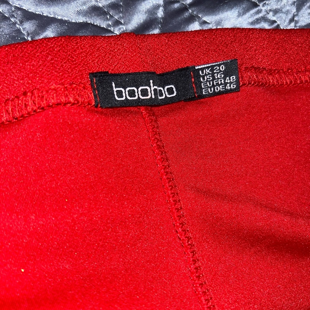Boohoo 16 like new pencil skirt - Picture 2 of 5